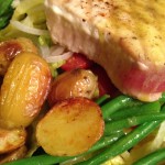 Dinner Idea: Grilled #tuna steak with lemon vinaigrette and roasted potatoes on a bed of romaine! #wowmoment #whatdfordinner #sundaysupper