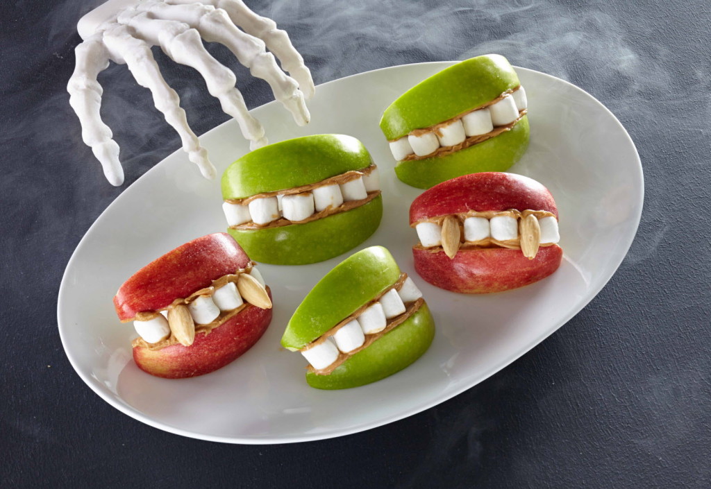halloween-treats-creepy-teeth