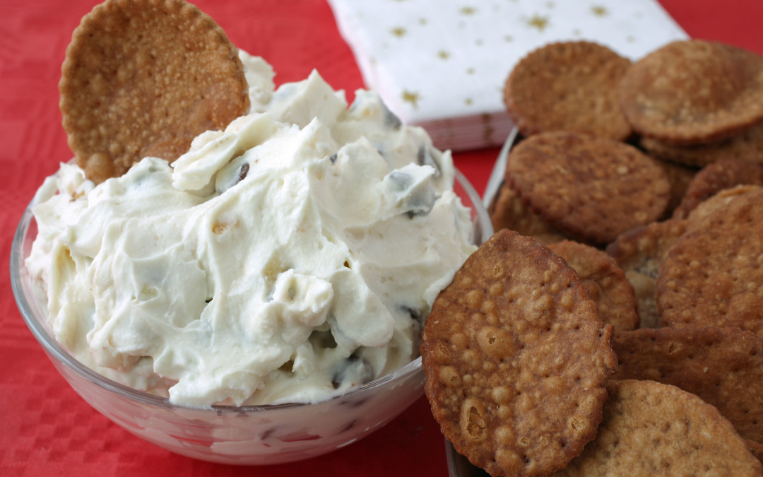 How To Make Cannoli: The Chip and Dip Method