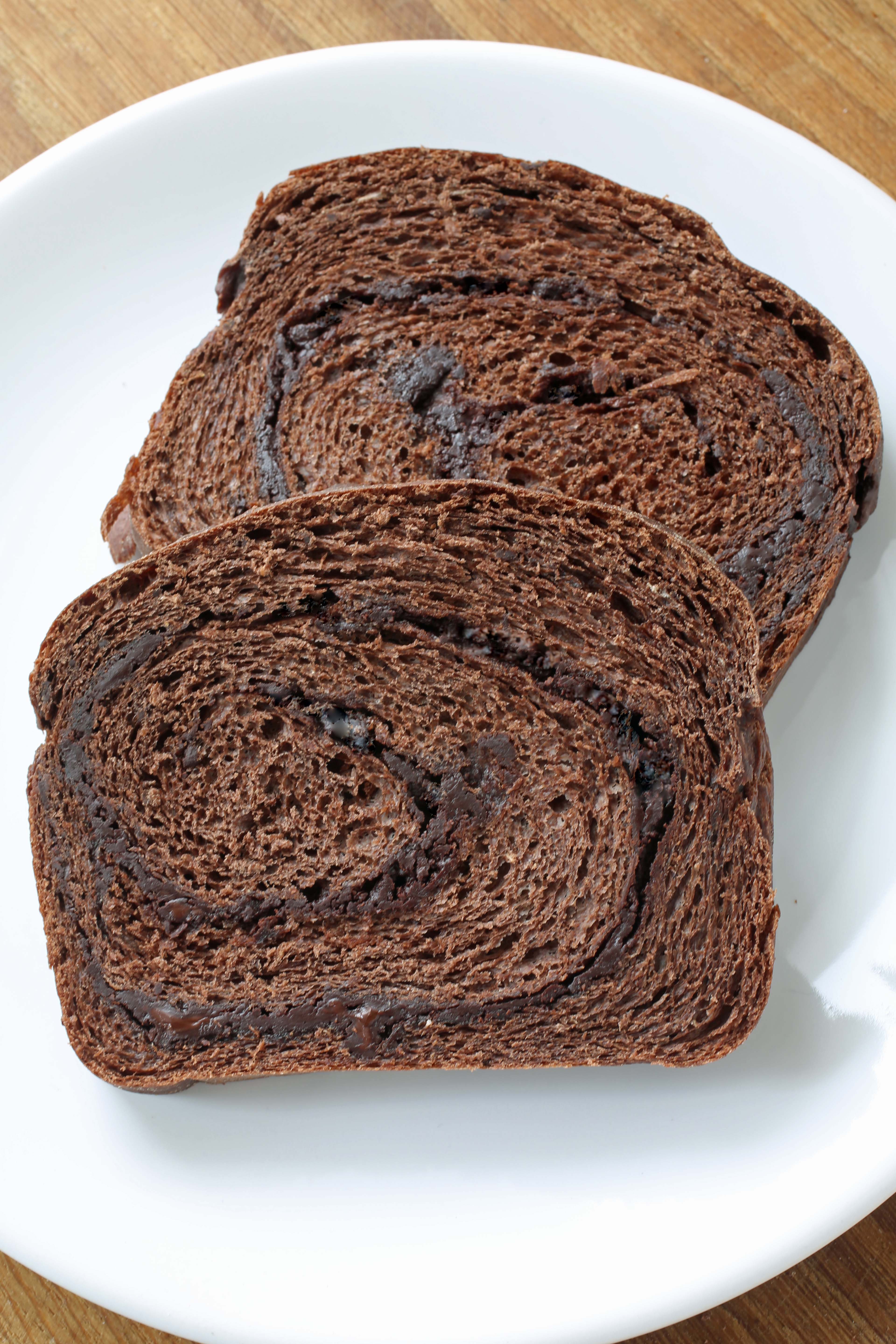 how to make chocolate bread
