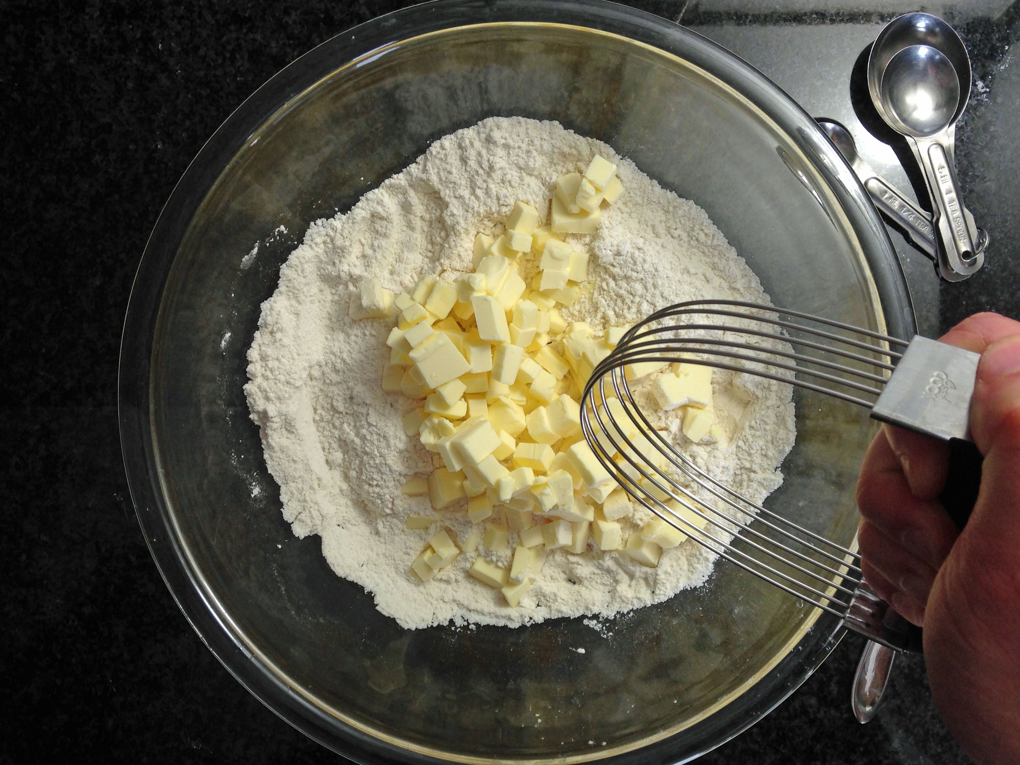 how to make chocolate scones