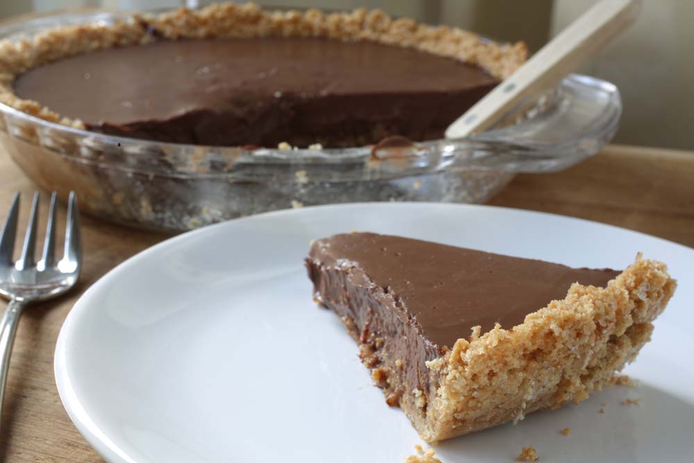 how to make chocolate custard pie